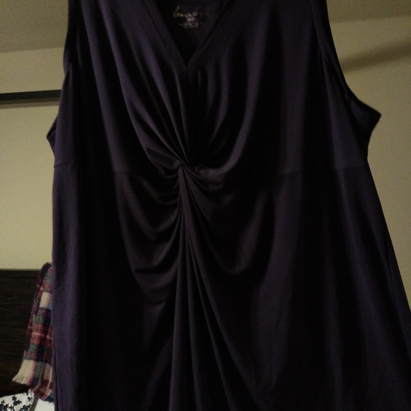 Bundle of clothes - Picture 2 of 5